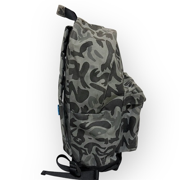 Stussy Camo backpack Original Gear, grey/black 14”x15”x9” - Picture 2 of 14